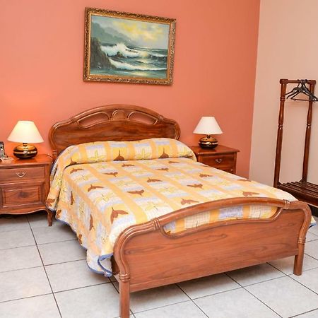 Hotel Olimpico En Quevedo Kültér fotó
